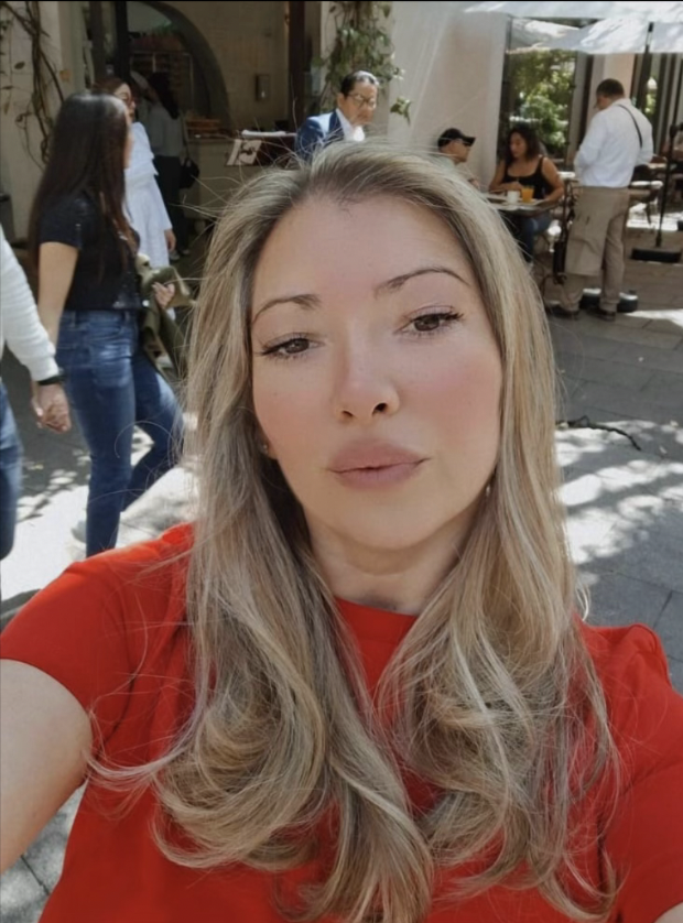 Susana J.